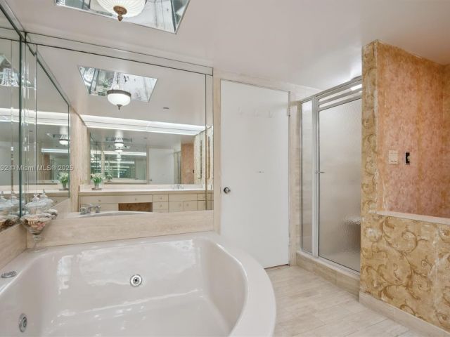 Продажа квартиры #20H - фото 6744795