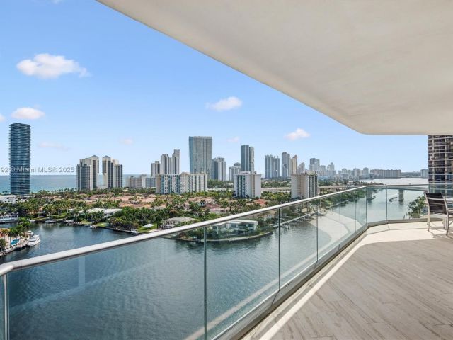 Продажа квартиры #20H - фото 6744810