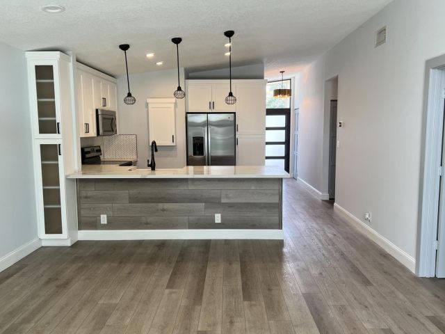 Дом в аренду по адресу 11692 Timbers Way - фото 6769016