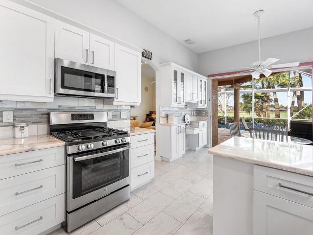 Продажа дома по адресу 8217 Quail Meadow Way - фото 6745297