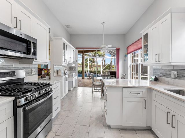 Продажа дома по адресу 8217 Quail Meadow Way - фото 6745298