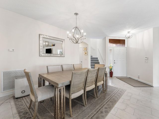 Продажа дома по адресу 8217 Quail Meadow Way - фото 6745299