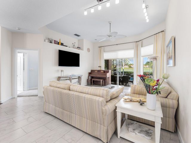 Продажа дома по адресу 8217 Quail Meadow Way - фото 6745301