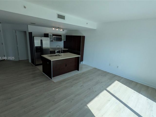 Продажа квартиры #4007 - фото 7444790