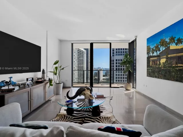 Продажа квартиры #2505 - фото 6745222