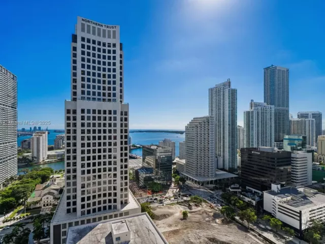 Продажа квартиры #2505 - фото 6745213