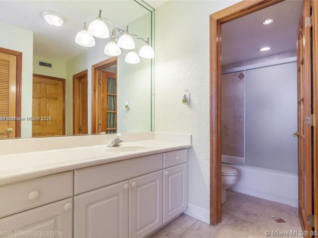 Квартира в аренду номер1006 - фото 7503159