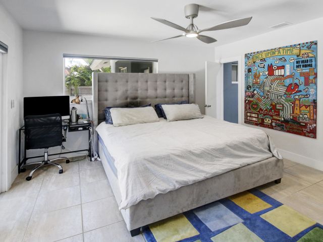 Продажа дома по адресу 2016 NE 22nd Street - фото 6772607