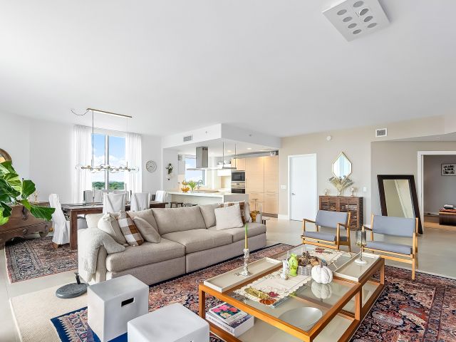 Продажа квартиры #902 - фото 6752495