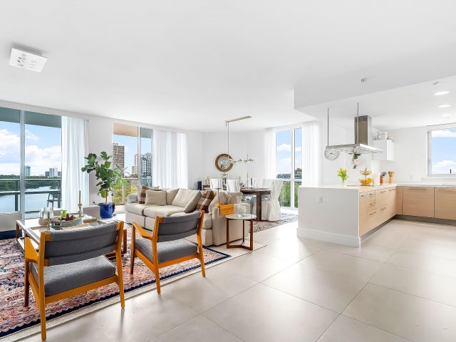 Продажа квартиры #902 - фото 6752497