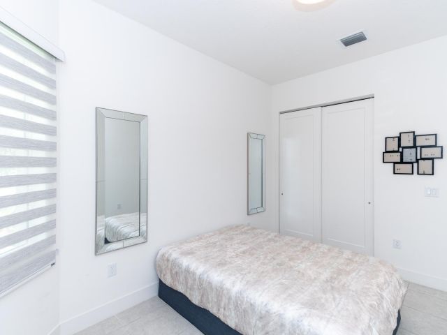 Дом в аренду по адресу 15210 Seaglass Terrace Lane - фото 6771059