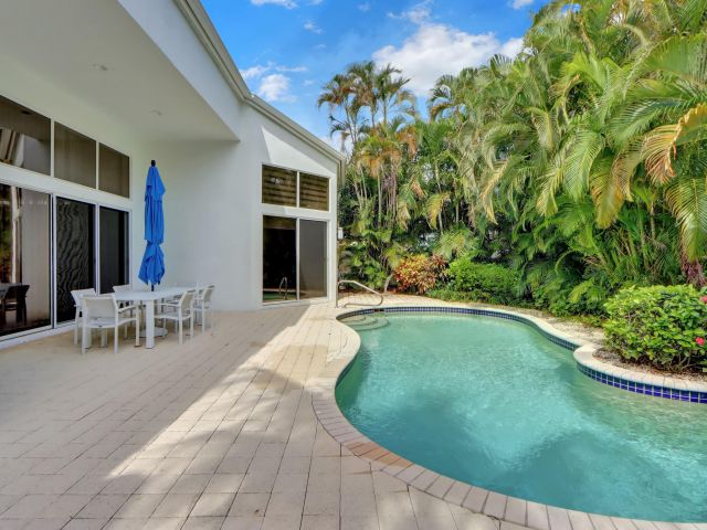 Дом в аренду по адресу 6564 Somerset Circle - фото 6748538