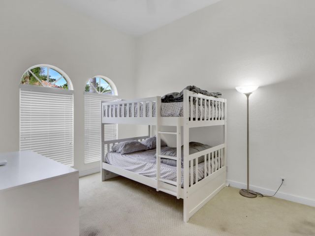 Дом в аренду по адресу 6564 Somerset Circle - фото 6748542