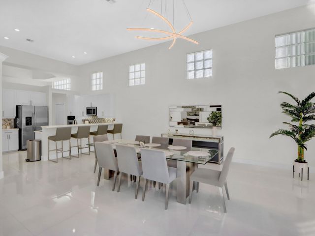 Дом в аренду по адресу 6564 Somerset Circle - фото 6748547