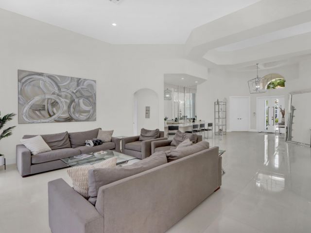 Дом в аренду по адресу 6564 Somerset Circle - фото 6748552