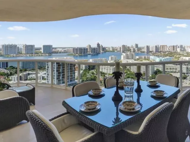 Продажа квартиры #2703 - фото 6746677