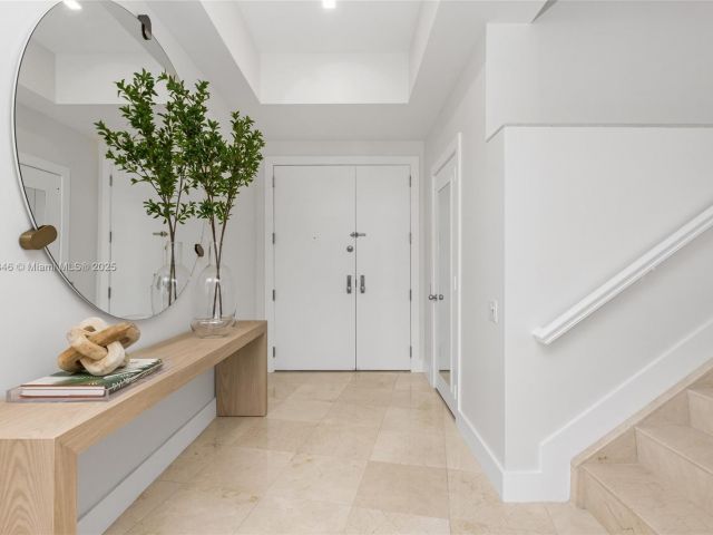 Продажа квартиры #3901 - фото 6753739