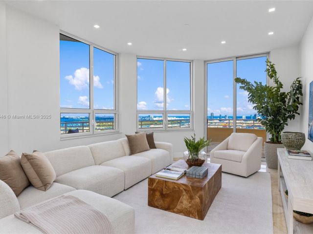 Продажа квартиры #3901 - фото 6753740