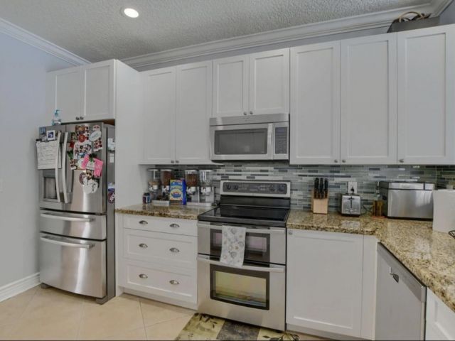 Продажа дома по адресу 9460 Lake Serena Drive - фото 6748505