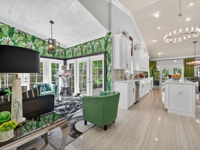 Продажа дома по адресу 7205 Mandarin Drive - фото 6861002