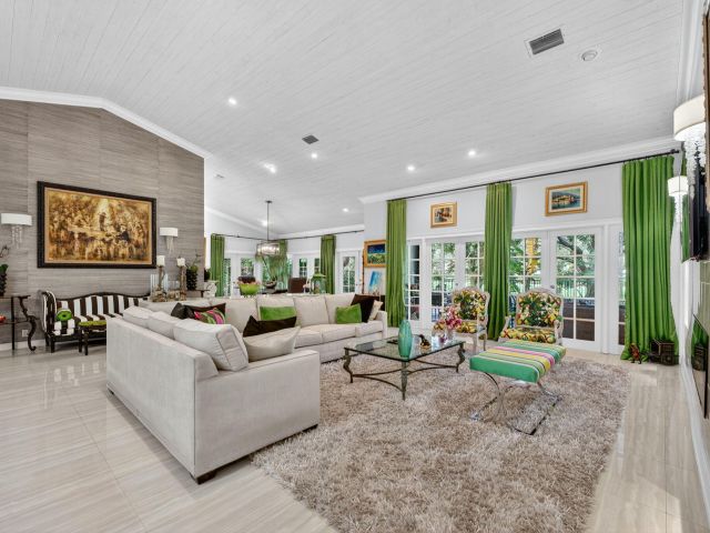 Продажа дома по адресу 7205 Mandarin Drive - фото 6861015