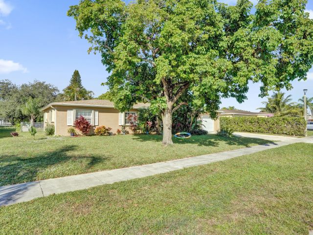Дом в аренду по адресу 22335 Boulder Street - фото 6748533
