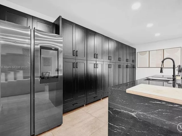 Дом в аренду по адресу 85 NW 47th St 0 - фото 6755260