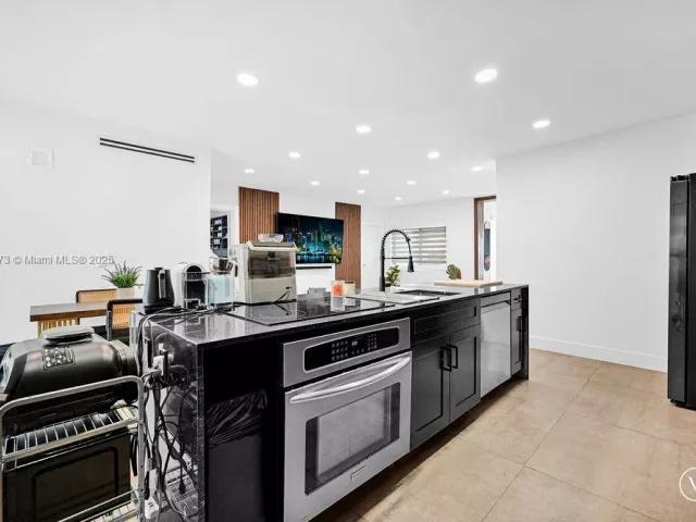 Дом в аренду по адресу 85 NW 47th St 0 - фото 6755261