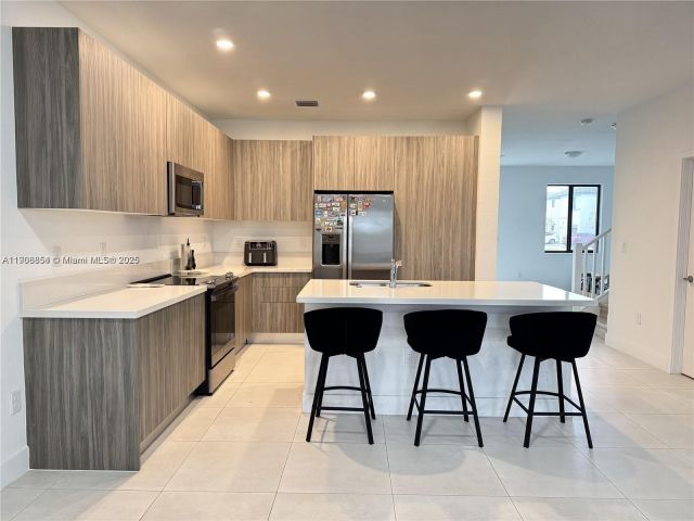 Продажа дома по адресу 13627 SW 157th Ct - фото 7443863