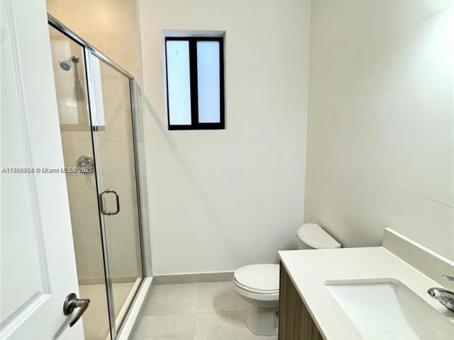 Продажа дома по адресу 13627 SW 157th Ct - фото 7443869