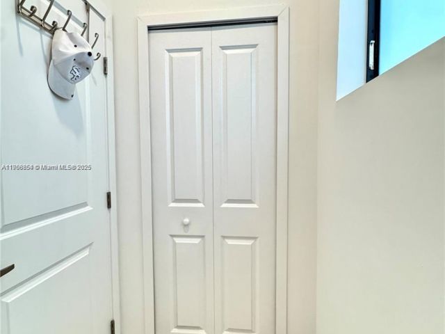 Продажа дома по адресу 13627 SW 157th Ct - фото 7443875