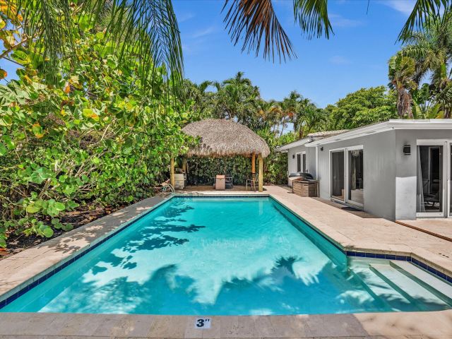 Дом в аренду по адресу 1786 NE 21st Street - фото 6747501