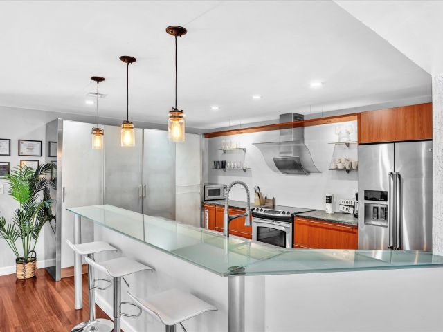 Дом в аренду по адресу 1786 NE 21st Street - фото 6747506