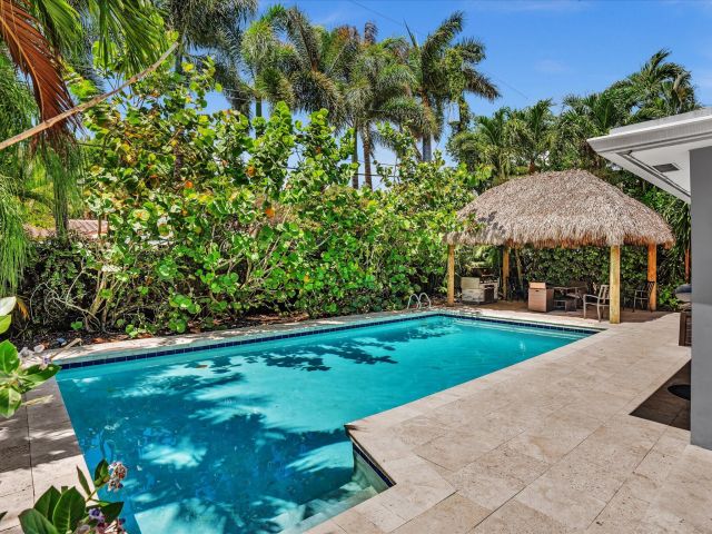 Дом в аренду по адресу 1786 NE 21st Street - фото 6747513