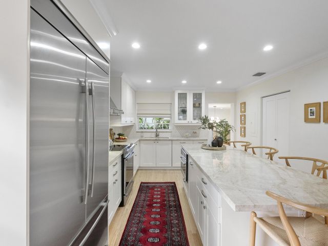 Продажа дома по адресу 111 NE 17th Avenue - фото 6765789