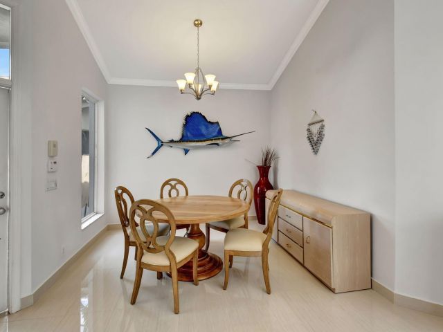 Дом в аренду по адресу 2469 NW 66th Drive - фото 6748516