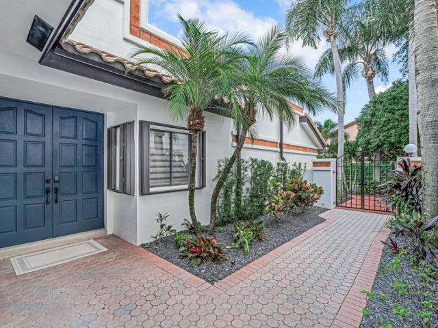 Продажа дома по адресу 6597 Via Benita - фото 6779912