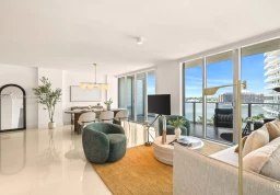 Квартира #713