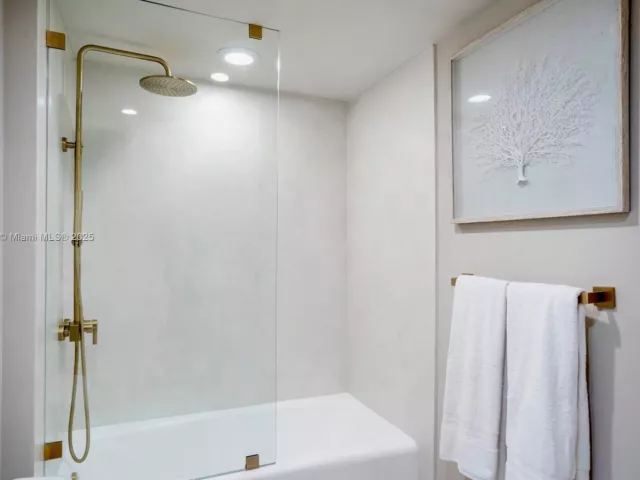 Продажа квартиры #836 - фото 6761680