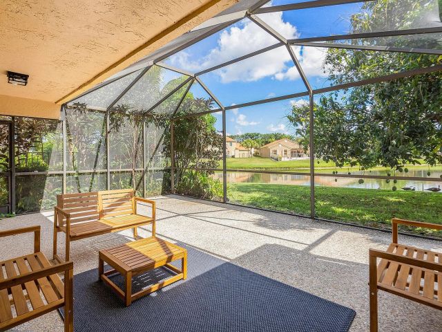 Дом в аренду по адресу 8031 Nadmar Avenue - фото 6754719