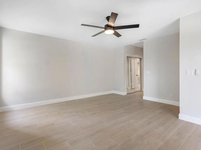 Дом в аренду по адресу 8031 Nadmar Avenue - фото 6754727