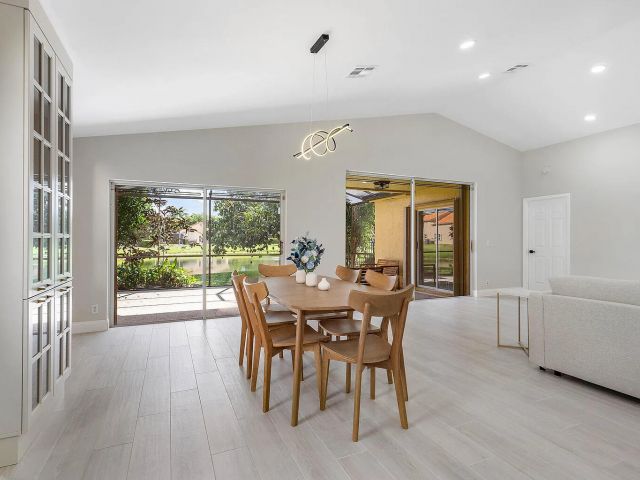 Дом в аренду по адресу 8031 Nadmar Avenue - фото 6754730