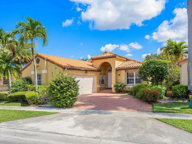 Дом в аренду по адресу 8031 Nadmar Avenue - фото 6754737