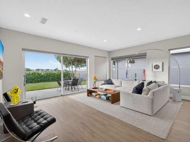 Продажа дома по адресу 945 Bear Island Circle - фото 6760661