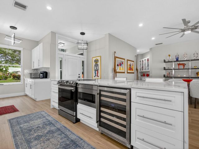 Продажа дома по адресу 945 Bear Island Circle - фото 6760665