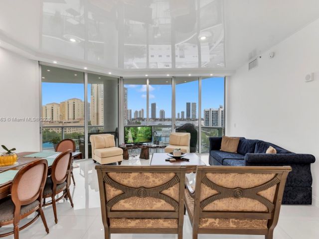 Продажа квартиры #2-1004 - фото 6752348