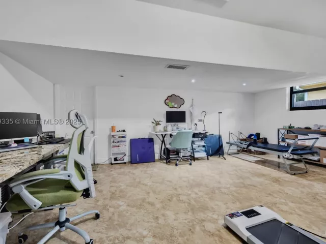 Продажа дома по адресу 15462 SW 115th St - фото 9304203
