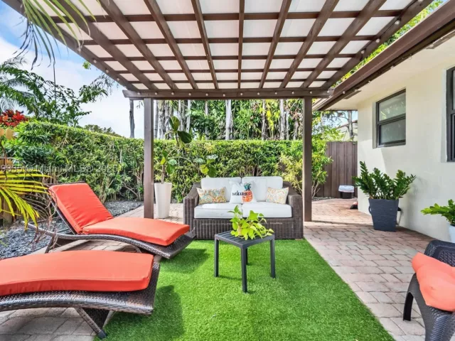 Продажа дома по адресу 15462 SW 115th St - фото 9304210