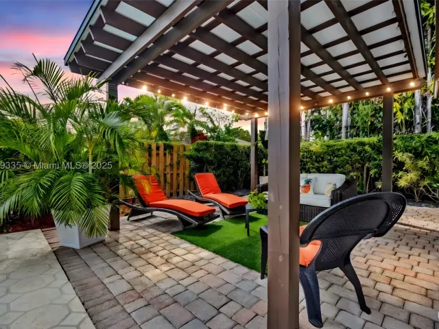 Продажа дома по адресу 15462 SW 115th St - фото 9304215