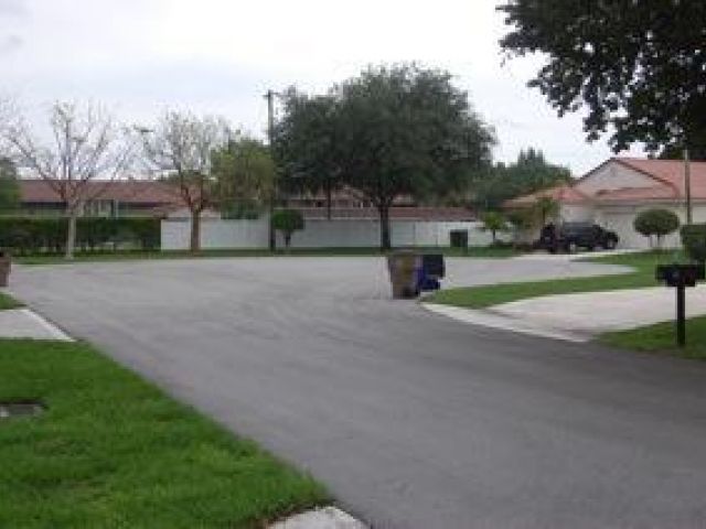 Дом в аренду по адресу 4546 NW 7th Place - фото 6842736